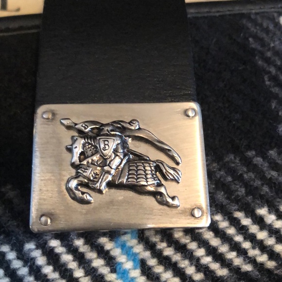 Authentic Burberry wool bag🖤 - Picture 2 of 7